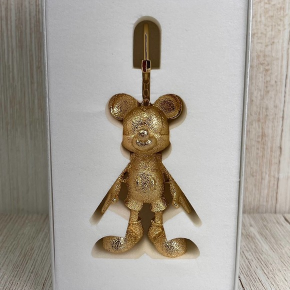 Disney x Baublebar NIB Gold Metallic Mickey Mouse Bag Charm Keychain - Picture 2 of 2